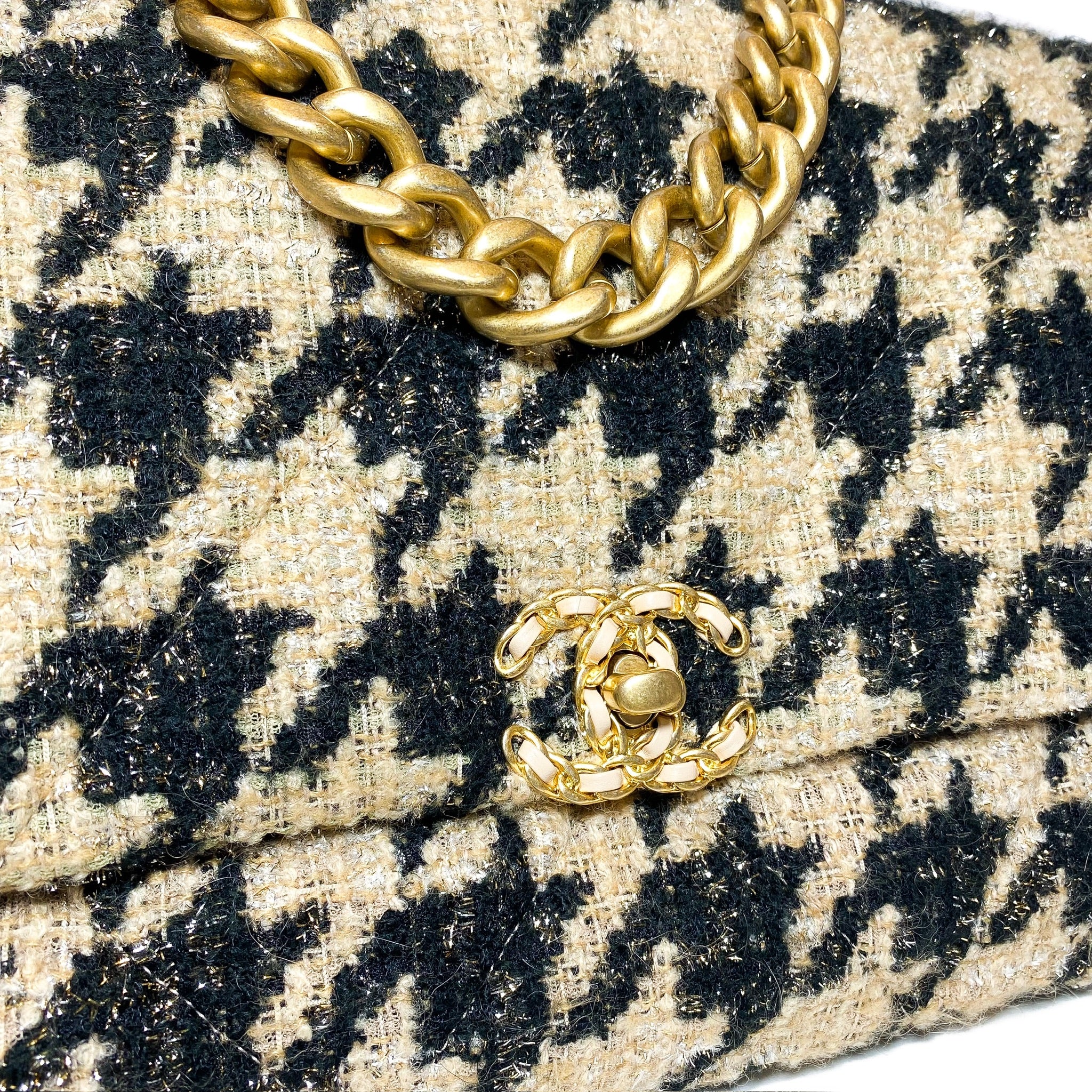 Chanel 19 Black Beige Houndstooth Tweed Maxi Flap Bag