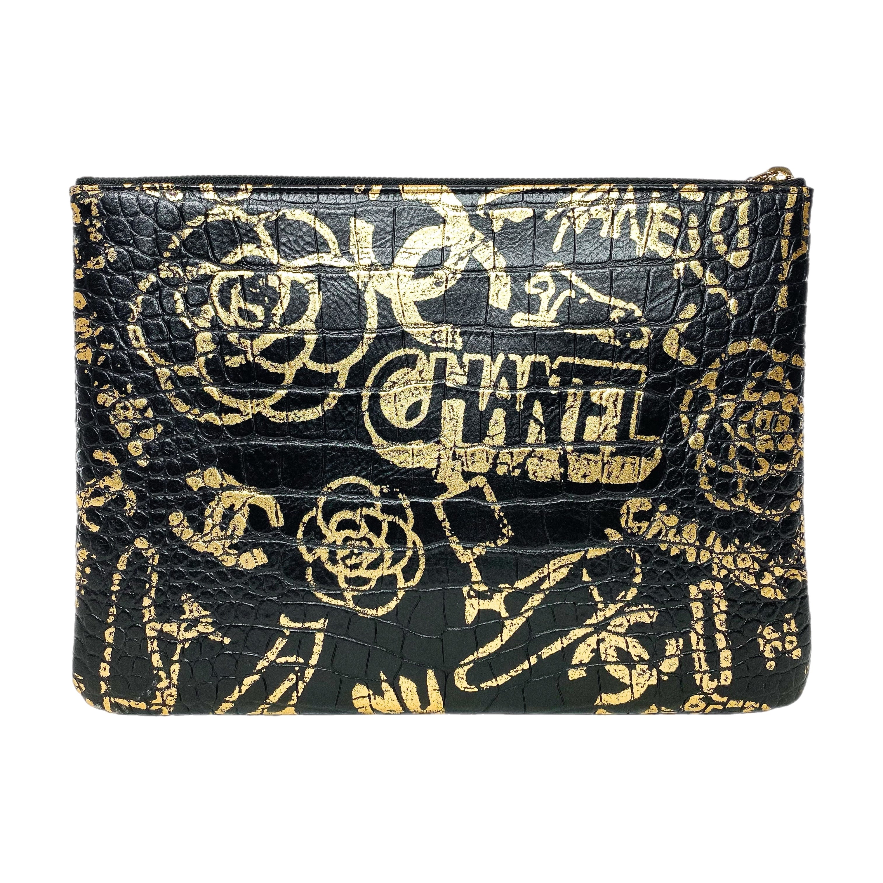 Chanel Black Gold Crocodile Embossed Calfskin Graffiti 2.55 Medium Cocodile Reissue Cosmetic Case