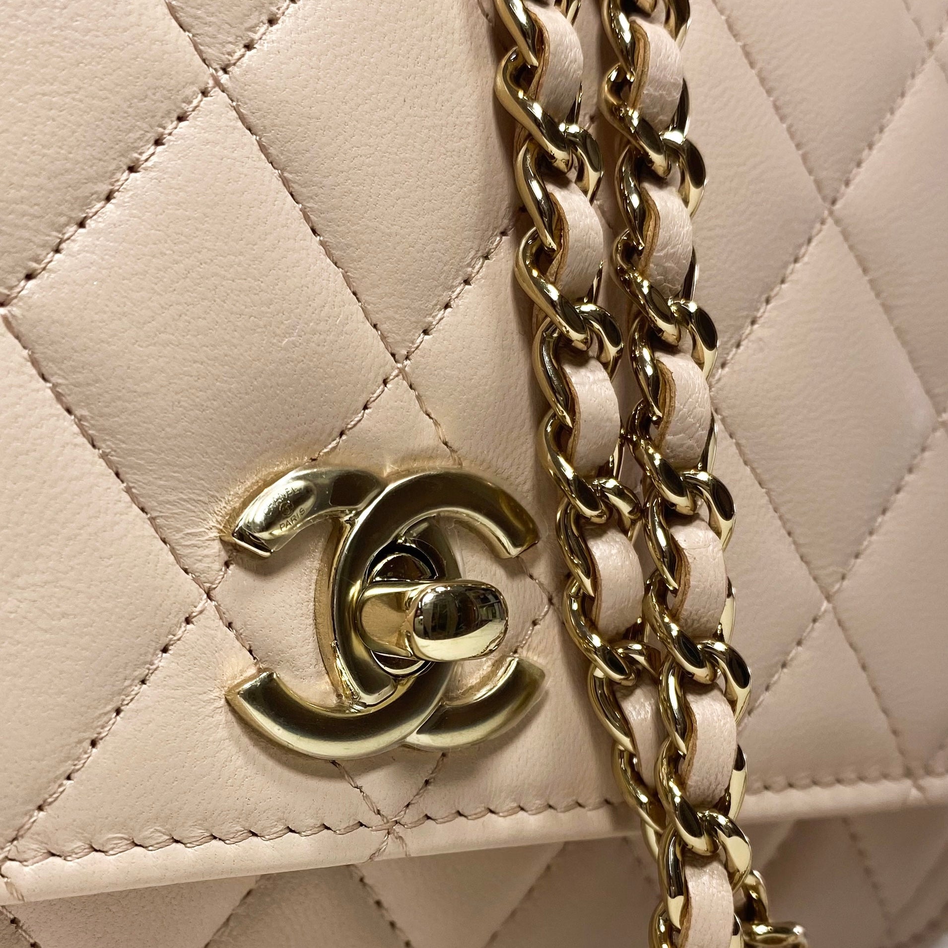 🧿SOLD🧿YSL WOC BEIGE ~EXCELLENT LIKE NEW CONDITION