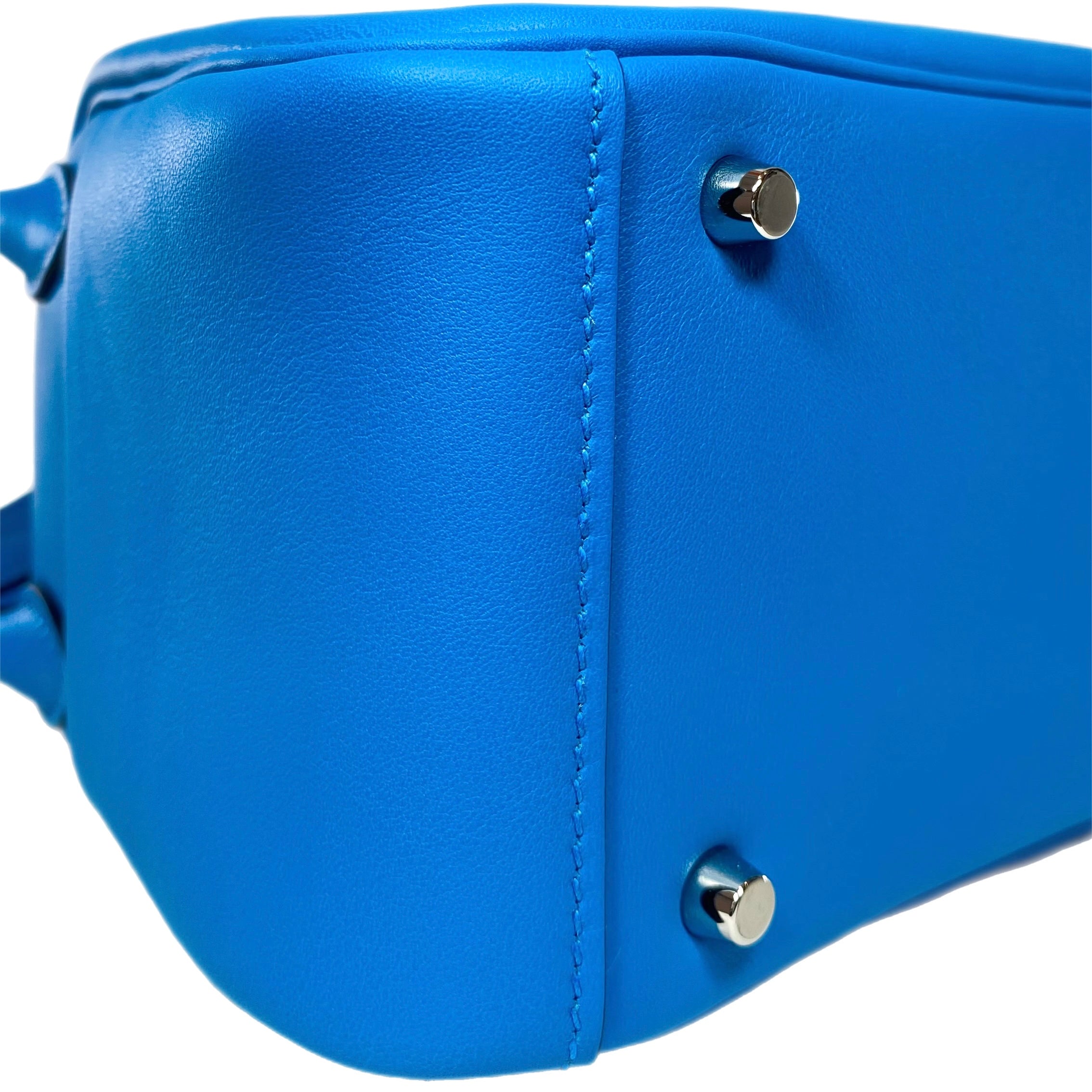 Hermes Bleu Du Nord Swift Leather Gold Finish Lindy 20 Bag in 2023